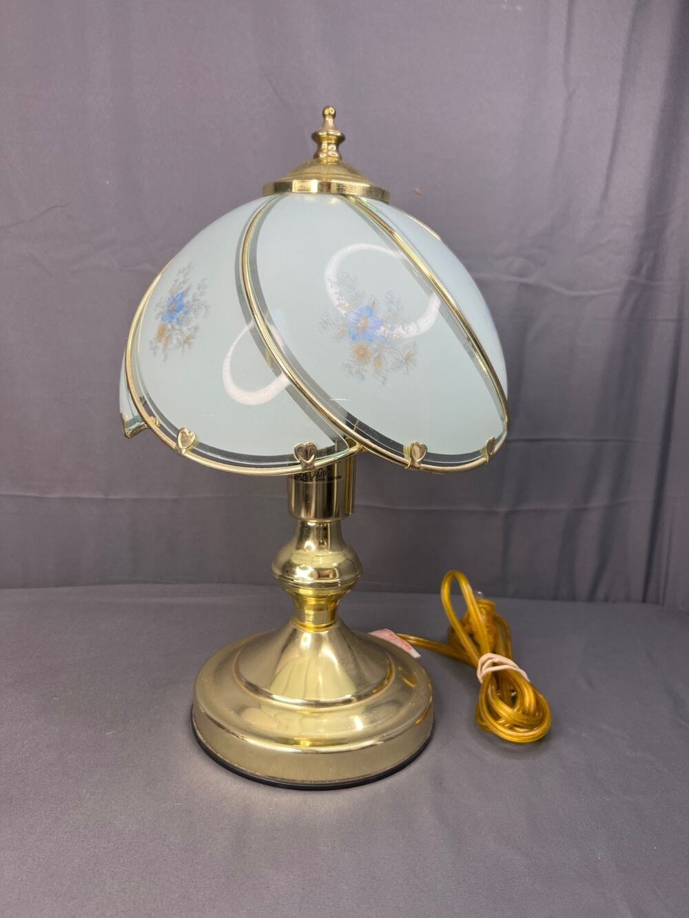 Vintage 3-Way Gold Tone Touch Accent Lamp 6 Swoop Blue Floral Glass Panels 14”